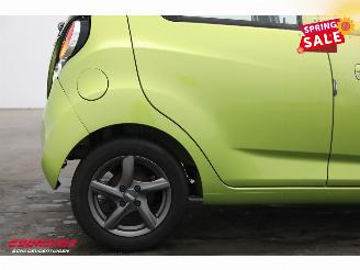 Chevrolet Spark 1.0 16V LS Airco LMV Elek Ramen 89.221 km! picture 12