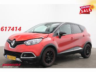 Damaged car Renault Captur 0.9 TCe Helly Hansen Navi Clima Cruise PDC 72.404 km! 2015/4
