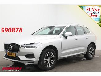 Schadeauto Volvo Xc-60 2.0 B4 AWD Momentum Pro Pano LED ACC Apple/Android Camera AHK 2020/9