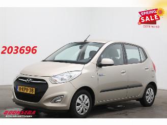 damaged passenger cars Hyundai I-10 1.0 i-Drive Cool Airco Elek Ramen 73.054 km! 2013/6