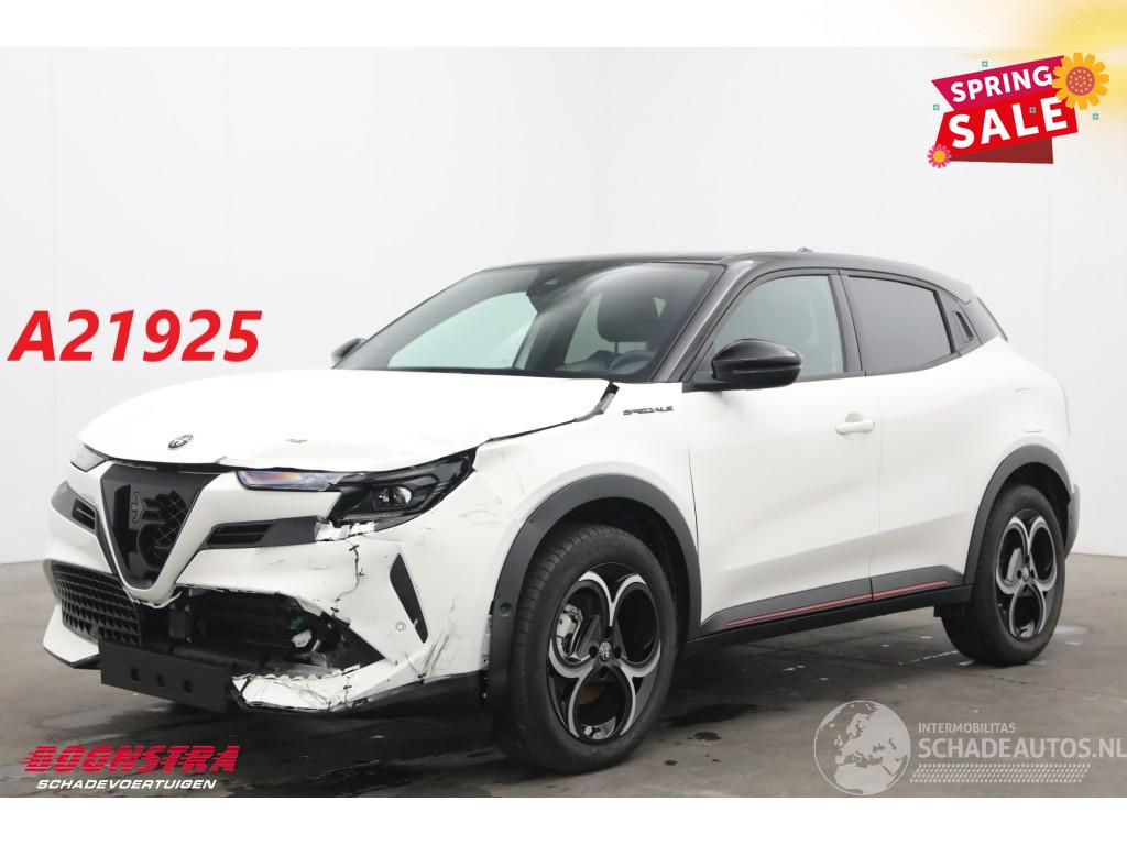 Alfa Romeo Junior 1.2 Turbo Hybrid Ibrida Speciale LED ACC Massage Camera SHZ