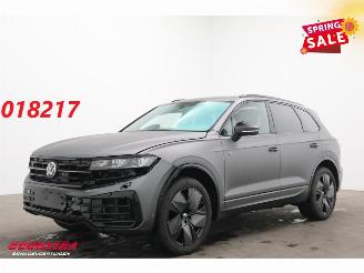 Schadeauto Volkswagen Touareg 3.0 TSI eHybrid 4MOTION R 463 PK LED ACC Dynaudio Memory Massage 360° HUD 2024/6