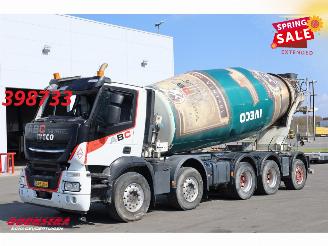 krockskadad bil vrachtwagen Iveco  -Way 460 10X4 Betonmixer Schwing Stetter Euro 6 2018/11