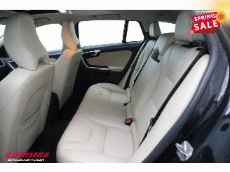 Volvo V-60 2.4 D6 Twin Engine Summum Schuifdak H/K Memory BiXenon Camera SHZ AHK picture 11