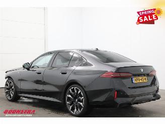 BMW 5-serie 520i M-Sport Pro Pano LED HUD 360° Memory Ventilatie LRHZ picture 4