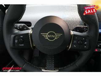 Mini Cooper SE Favoured M 54.2 kWh Pano LED ACC Leder Camera SHZ 2.035 km! picture 21