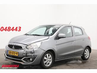 krockskadad bil auto Mitsubishi Space-star 1.0 Cool+ LMV Airco Cruise 2018/3