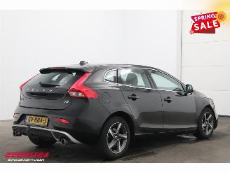 Volvo V-40 2.0 D2 Ocean Race R-Design Leder Navi Clima Cruise Camera SHZ AHK picture 3