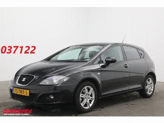 Tweedehands auto Seat Leon 1.6 TDI Ecomotive COPA Leder Navi Clima Cruise SHZ PDC AHK 2012/3