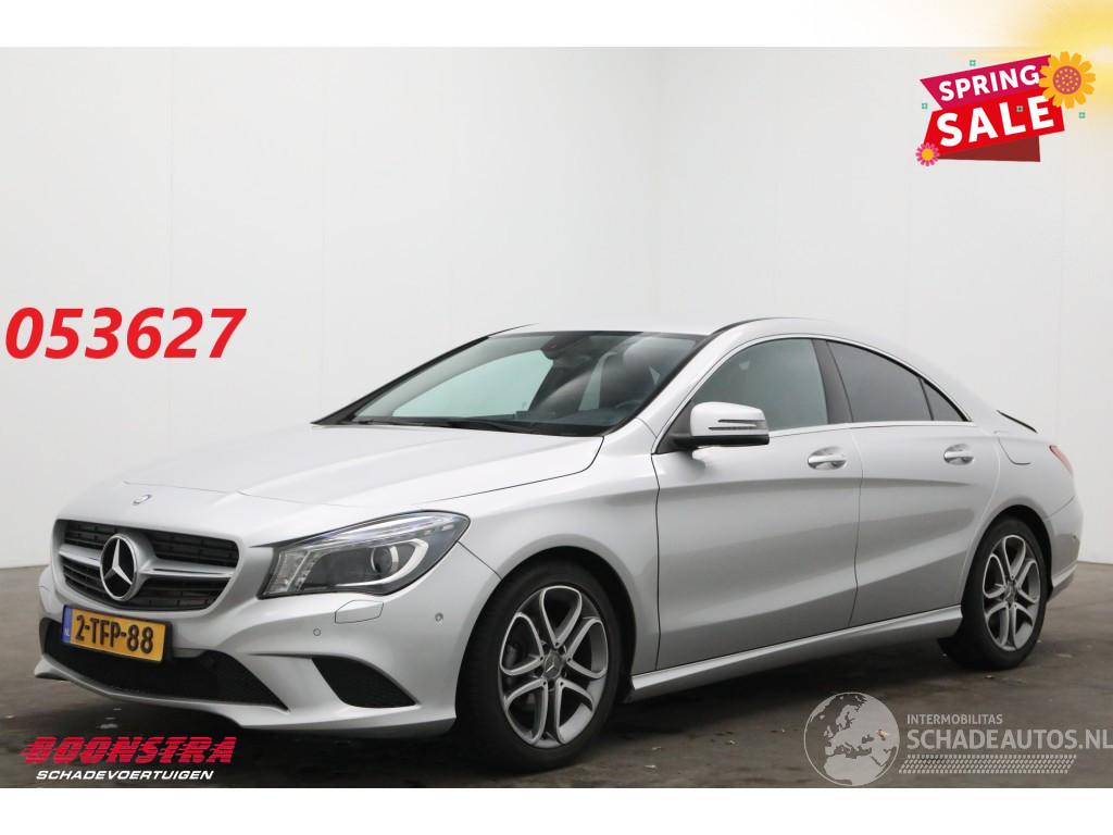 Mercedes Cla-klasse 180 BlueEFF. Ambition BiXenon Navi Airco Cruise AHK