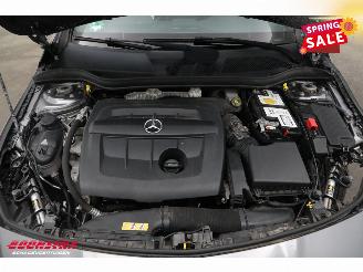 Mercedes Cla-klasse Shooting Brake 180 d AMG Navi Airco Cruise PDC picture 10