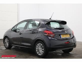 Peugeot 208 1.2 PT Allure Navi Clima Cruise PDC Apple/Android picture 4