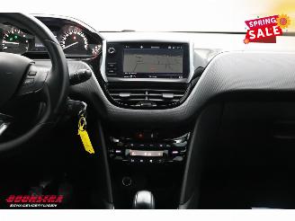 Peugeot 208 1.2 PT BlueLease Allure Navi Clima Cruise PDC Apple/Android picture 10