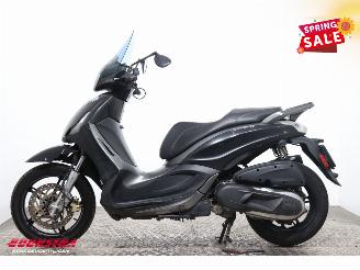 Piaggio  350 Beverly Sport ABS picture 5