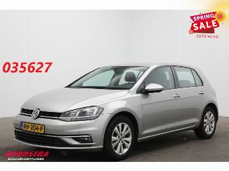 Schadeauto Volkswagen Golf 1.0 TSI Comfortline ACC Clima PDC 2017/9