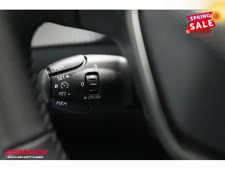 Peugeot 208 1.2 PureTech 100 Allure Navi Clima Cruise PDC picture 22