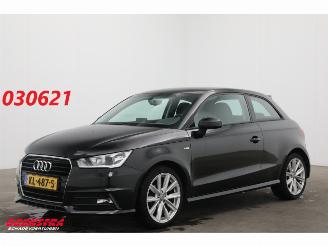 Schadeauto Audi A1 1.4 TDI Aut. Adrenalin Airco Cruise Bluetooth 2016/10