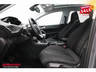 Peugeot 308 SW 1.6 BlueHDI Executive Pack Pano Navi Clima Cruise Camera PDC AHK picture 15