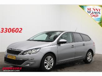 skadebil auto Peugeot 308 SW 1.6 BlueHDI Executive Pack Pano Navi Clima Cruise Camera PDC AHK 2015/12