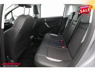 Peugeot 2008 1.2 PureTech Aut. Allure Pano Navi Clima Cruise Camera PDC 26.860 km! picture 16