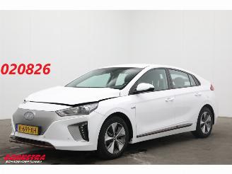 Unfallwagen Hyundai Ioniq Comfort EV Infinity ACC Navi Clima Camera 2017/12