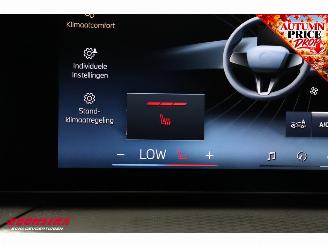 BMW 3-serie Touring 330e M-Sport Pano HUD LED ACC H/K Memory 360° AHK SHZ picture 33