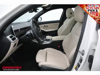 BMW 3-serie Touring 330e M-Sport Pano LED ACC H/K Memory 360° AHK picture 16