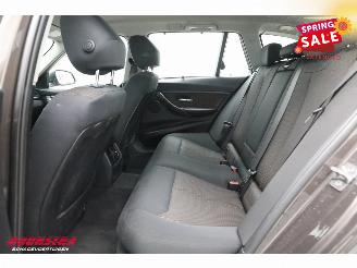 BMW 3-serie Touring 320i Aut. Luxury BiXenon Navi Clima Cruise SHZ PDC picture 16