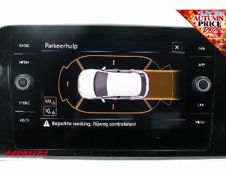 Volkswagen T-Roc 1.5 TSI DSG Life Edition LED ACC Virtual Navi Clima SHZ PDC picture 32