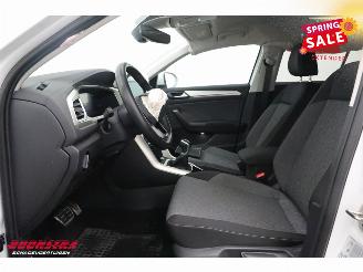 Volkswagen T-Roc 1.5 TSI DSG Life Edition LED ACC Virtual Navi Clima SHZ PDC picture 22