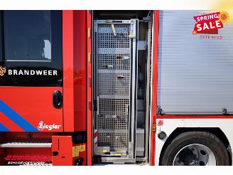 Mercedes Atego 1527 Ziegler Komplett Feuerwehr 16.684 km! Euro 6 picture 19