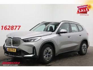 Unfallwagen BMW iX1 xDrive30 67 kWh LED ACC Apple/Android Camera SHZ 2025/1