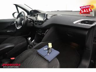Peugeot 208 1.6 BlueHDi Allure Navi Clima Cruise PDC picture 8