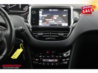 Peugeot 208 1.6 BlueHDi Allure Navi Clima Cruise PDC picture 10