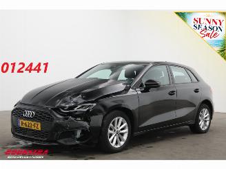Voiture accidenté Audi A3 Sportback 30 TFSI Pro Line Virtual Apple/Android Clima Cruise PDC 2022/8