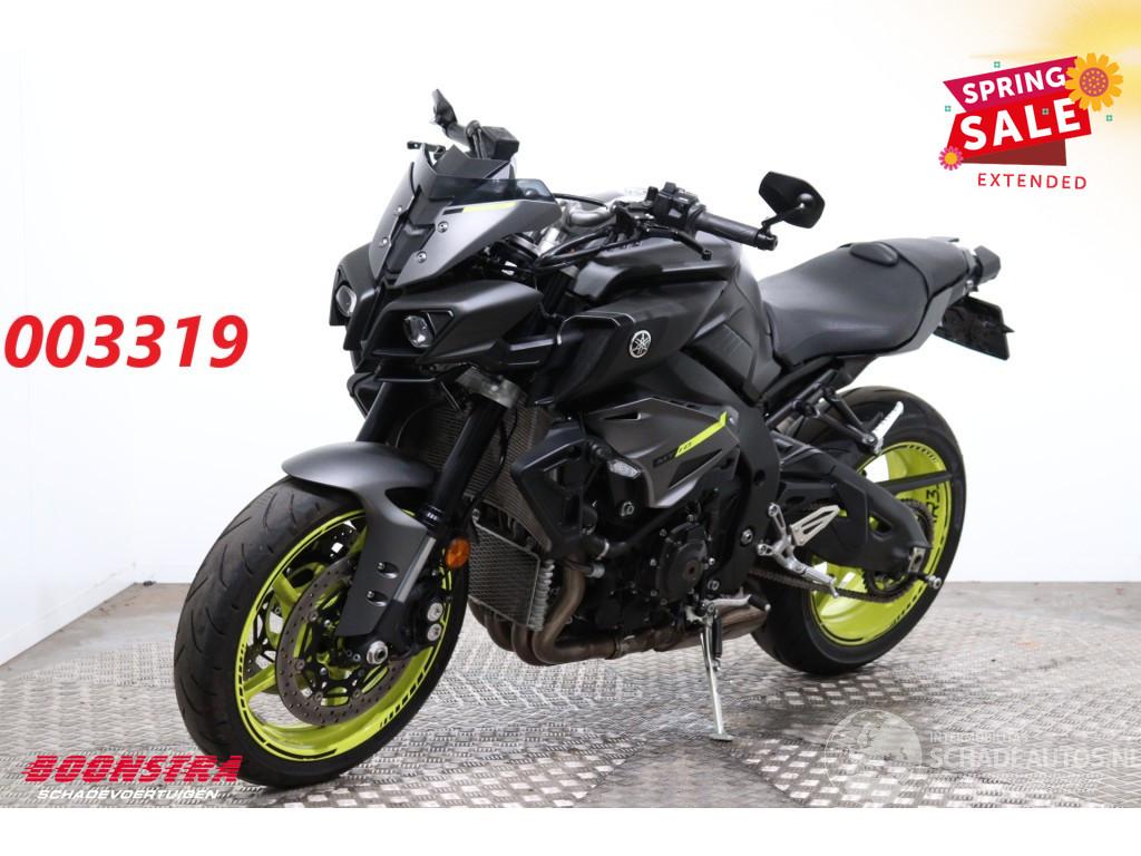 Yamaha MT-10 ABS LED SC Project Heizgriffe Cruise 11.706 km!