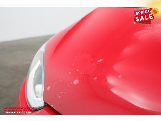 Volkswagen Up! 1.0 5-DRS Move Up! Airco 94.873 km! APK 05-2027! picture 10