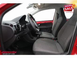 Volkswagen Up! 1.0 move up! 5-DRS BlueMotion Airco 158.229 km! picture 15