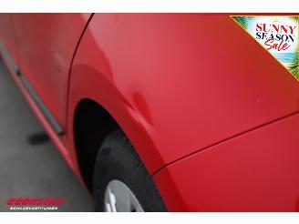 Volkswagen Up! 1.0 move up! 5-DRS BlueMotion Airco 158.229 km! picture 9