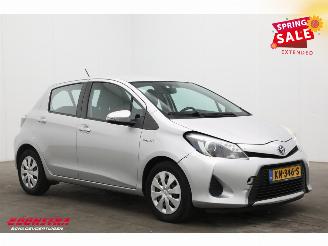 Toyota Yaris 1.5 Full Hybrid Aut. Aspiration Clima Cruise Camera picture 2