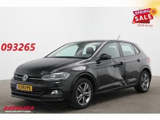 Schadeauto Volkswagen Polo 1.0 TSI DSG Highline R-Line Apple/Android Clima Cruise Camera SHZ 2021/6