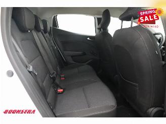 Renault Clio 1.0 TCe 90 Equilibre Navi Airco Cruise picture 15