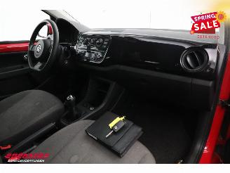 Volkswagen Up! 1.0 move up! 5-DRS BlueMotion Airco 157.093 km! picture 6