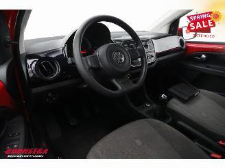 Volkswagen Up! 1.0 move up! 5-DRS BlueMotion Airco 157.093 km! picture 11