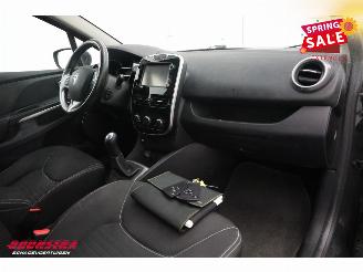 Renault Clio Estate 1.5 dCi ECO Limited Navi Airco Cruise PDC AHK picture 10