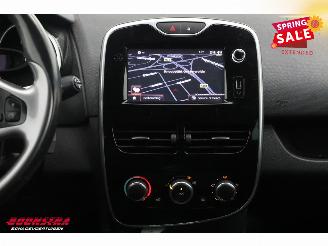 Renault Clio Estate 1.5 dCi ECO Limited Navi Airco Cruise PDC AHK picture 12
