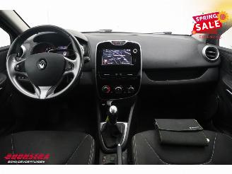 Renault Clio Estate 1.5 dCi ECO Limited Navi Airco Cruise PDC AHK picture 11