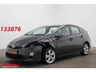 Damaged car Toyota Prius 1.8 Hybrid Aspiration HUD Clima Cruise PDC 2011/4