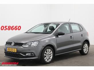 Unfallwagen Volkswagen Polo 1.2 TSI Comfortline Airco Bluetooth 98.593 km! 2017/2