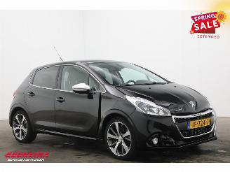 Peugeot 208 1.2 PureTech Aut. Première Pano Navi Clima Cruise Camera 29.828 km! picture 2